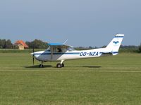 OO-NZA @ EHTX - taxi to rwy after airshow - by Volker Leissing