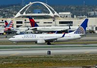 N38257 @ KLAX - United, is here taxiing at Los Angeles Int'l(KLAX) - by A. Gendorf