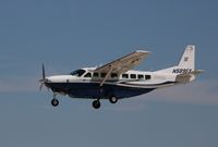 N589EX @ KOSH - Cessna 208B