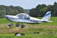 G-CFFE @ X3CX - Landing at Northrepps. - by Graham Reeve