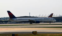 N678DL @ KATL - Takeoff Atlanta - by Ronald Barker
