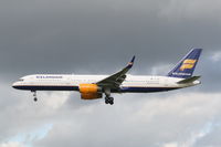 TF-ISD @ EBBR - Flight FI554 is descending to RWY25L - by Daniel Vanderauwera