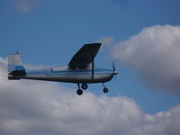 N5611A @ 40I - Cessna 172 Departing - by Christian Maurer