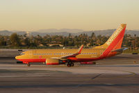 N752SW @ KLAX - Southwest 1999 737-7H4 in old colors lined up for takeoff @ Los Angeles International Airport, CA - by Steve Nation