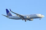 N35271 @ BOS - United Airlines - 2001 Boeing 737-824, c/n: 31589 - by Terry Fletcher