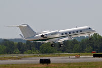 N254GA @ KPDK - Gulfstream G4 [1032] Atlanta-Dekalb Peachtree~N 23/04/2010 - by Ray Barber