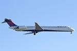 N915DN @ BOS - 1996 McDonnell Douglas MD-90-30, c/n: 53395 at Boston - by Terry Fletcher