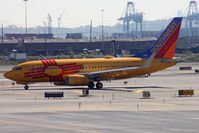 N781WN @ KEWR - Taxiing - by micka2b