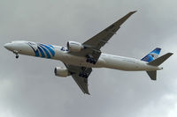 SU-GDM @ EGLL - Boeing 777-36NER [38285] (EgyptAir) Home~G 05/07/2010. On approach 27R. - by Ray Barber