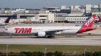 PT-MUA @ MIA - TAM 777-300 - by Florida Metal