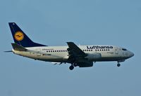 D-ABIX @ EDDF - Lufthansa, one of LH's last 737-5 is here on short finals at Frankfurt Rhein/Main(EDDF) - by A. Gendorf