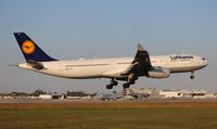 D-AIKN @ MIA - Lufthansa - by Florida Metal