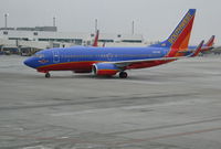 N281WN @ KOAK - Southwest Airlines 2007 737-7H4 with  - by Steve Nation