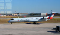N723PS @ KCLT - Taxi CLT - by Ronald Barker