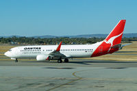 VH-VXG @ YPPH - Boeing 737-838 [30901] (QANTAS) Perth-International~VH 29/03/2007 - by Ray Barber