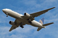 N225UA @ EGLL - Boeing 777-222ER [30554] (United Airlines) Home~G 10/10/2014. On approach 27R. - by Ray Barber