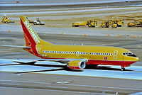 N617SW @ KPHX - Boeing 737-3H4 [27700] (Southwest Airlines) Phoenix-Sky Harbor International~N 18/10/1998 - by Ray Barber
