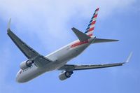 N394AN @ LFPG - American Airlines Boing 767-323ER, Take off rwy 27L, Roissy Charles De Gaulle airport (LFPG-CDG) - by Yves-Q