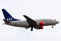 LN-RRY @ EGLL - Boeing 737-683 [28297] (SAS Scandinavian Airlines) Home~G 18/06/2015. On approach 27L. - by Ray Barber