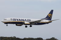 EI-DPR @ LMML - B737-800 EI-DPR Ryanair - by Raymond Zammit