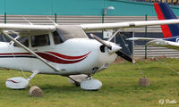G-IZZS @ EGPN - Close up at Dundee EGPN - by Clive Pattle