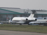 N900LS @ EGGW - At biz base luton - by magnaman