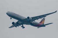 HL8259 @ VHHH - On finals for Hong Kong, inbound from Incheon Int'l - by alanh