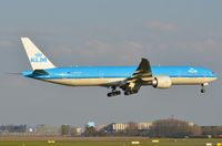 PH-BVG @ EHAM - KLM B773 landing. - by FerryPNL