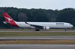 VH-QPI @ WSSS - Qantas A333 landing. - by FerryPNL
