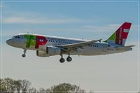 CS-TTA @ ELLX - Airbus A319-111 - by Jerzy Maciaszek