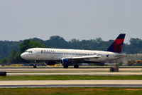 N325US @ KATL - Landing Atlanta - by Ronald Barker