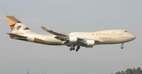 N476MC @ LOWG - Etihad Cristal Cargo Boeing 747-47U(F/SCD) - by Andi F