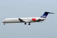 OY-KHC @ EDDF - McDonnell Douglas DC-9-82 [49434] (SAS Scandinavian Airlines) Frankfurt~D 10/09/2005 - by Ray Barber