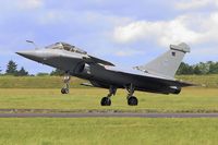 142 @ LFOA - Dassault Rafale C, Landing rwy 24, Avord Air Base 702 (LFOA) Open day 2016 - by Yves-Q