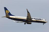 EI-ESY @ LMML - B737-800 EI-ESY Ryanair - by Raymond Zammit