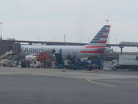 N760US @ EWR - American A319 - by Christian Maurer