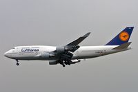 D-ABVN @ EDDF - Boeing 747-430 [26427] (Lufthansa) Frankfurt~D 10/09/2005 - by Ray Barber