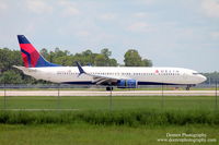 N846DN @ KRSW - Delta Flight 2447 (N846DN) arrives at Southwest Florida International Airport following flight from Minneapolis/St Paul International Airport