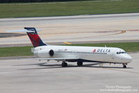 N956AT @ KTPA - Delta Flight 1875 (N956AT) arrives at Tampa International Airport following flight from Laguardia Airport