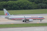 N887NN @ KTPA - American Flight 1394 (N887NN) departs Tampa International Airport enroute to Miami International Airport