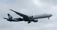 ZK-OKS @ EGLL - Air New Zealand, is here completing the flight from Los Angeles(KLAX) to London Heathrow(EGLL) - by A. Gendorf