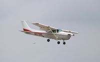 N2739C @ KOSH - Cessna 182RG