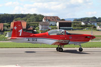 A-912 - saluting the audience, Air 14 - by olivier Cortot