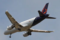 OO-SSV @ EGLL - Airbus A319-111 [2196] (Brussels Airlines) Home~G 16/06/2015. On approach 27R. - by Ray Barber