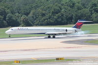N943DN @ KTPA - Delta Flight 2372 (N943DN) arrives at Tampa International Airport following flight from Hartsfield-Jackson Atlanta International Airport