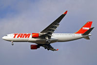PT-MVN @ EGLL - Airbus A330-223 [876] (TAM Brasil) Home~G 29/12/2007. On approach 27R. - by Ray Barber