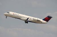 N805AY @ DTW - Delta Connection