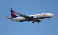 N834DN @ DTW - Delta - by Florida Metal