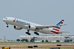 N762AN @ DFW - Departing DFW Airport