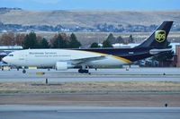 N162UP @ KBOI - Taxing on Bravo for RWY 28L. - by Gerald Howard